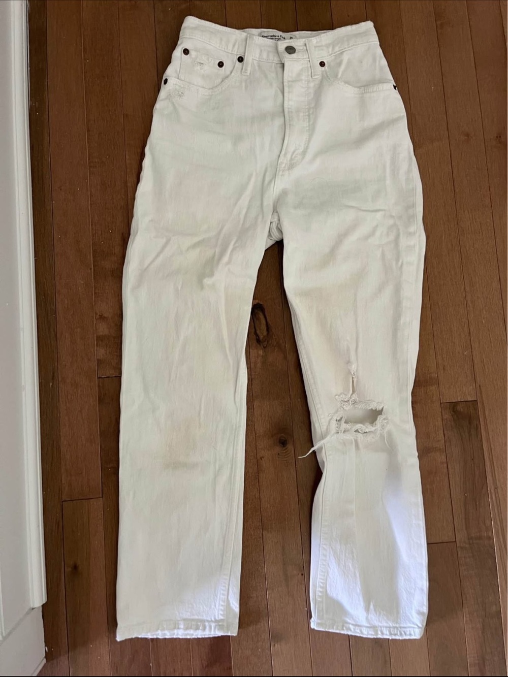 Abercrombie & Fitch White Ankle Straight Leg Jeans in Curve Love